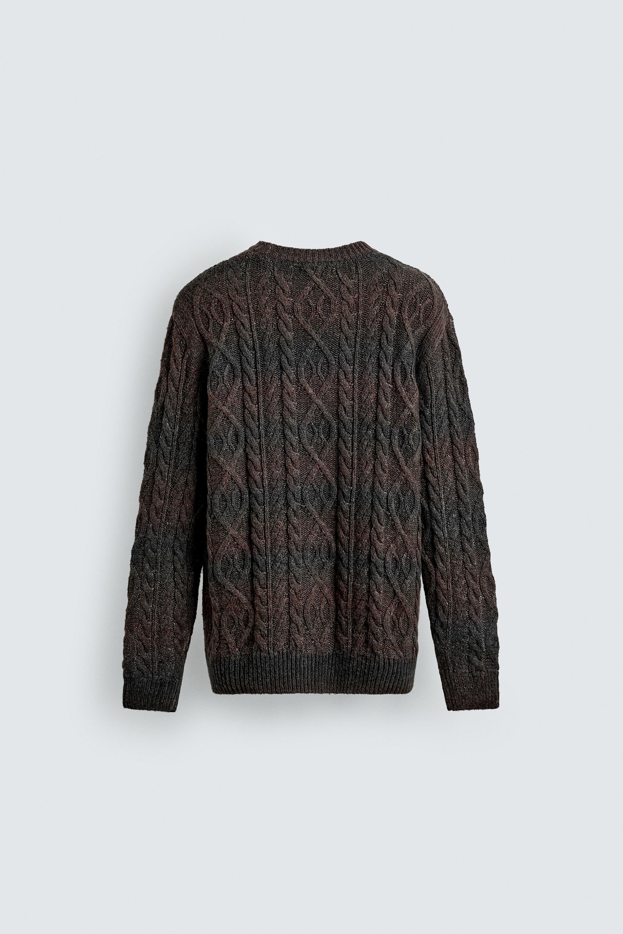 CABLE KNIT JUMPER
