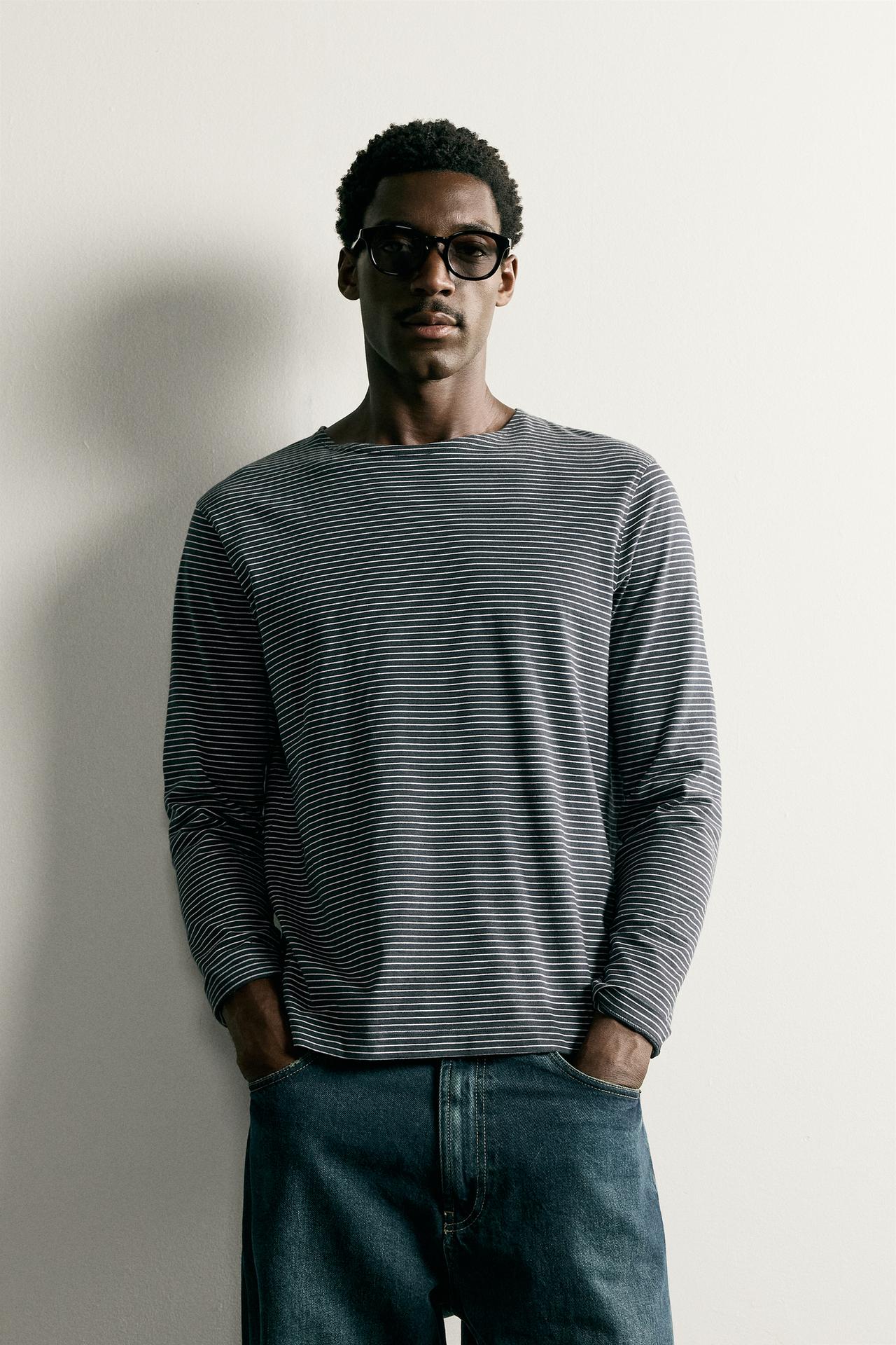 JACQUARD STRIPED T-SHIRT — Navy blue