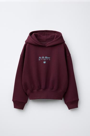 JOGGING HOODIE WITH TEXT - Burgundy by Zara