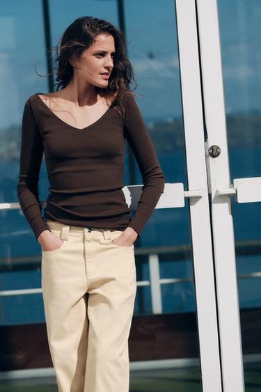 RIBBED LONG SLEEVE T-SHIRT - Chocolate by Zara - Image 0