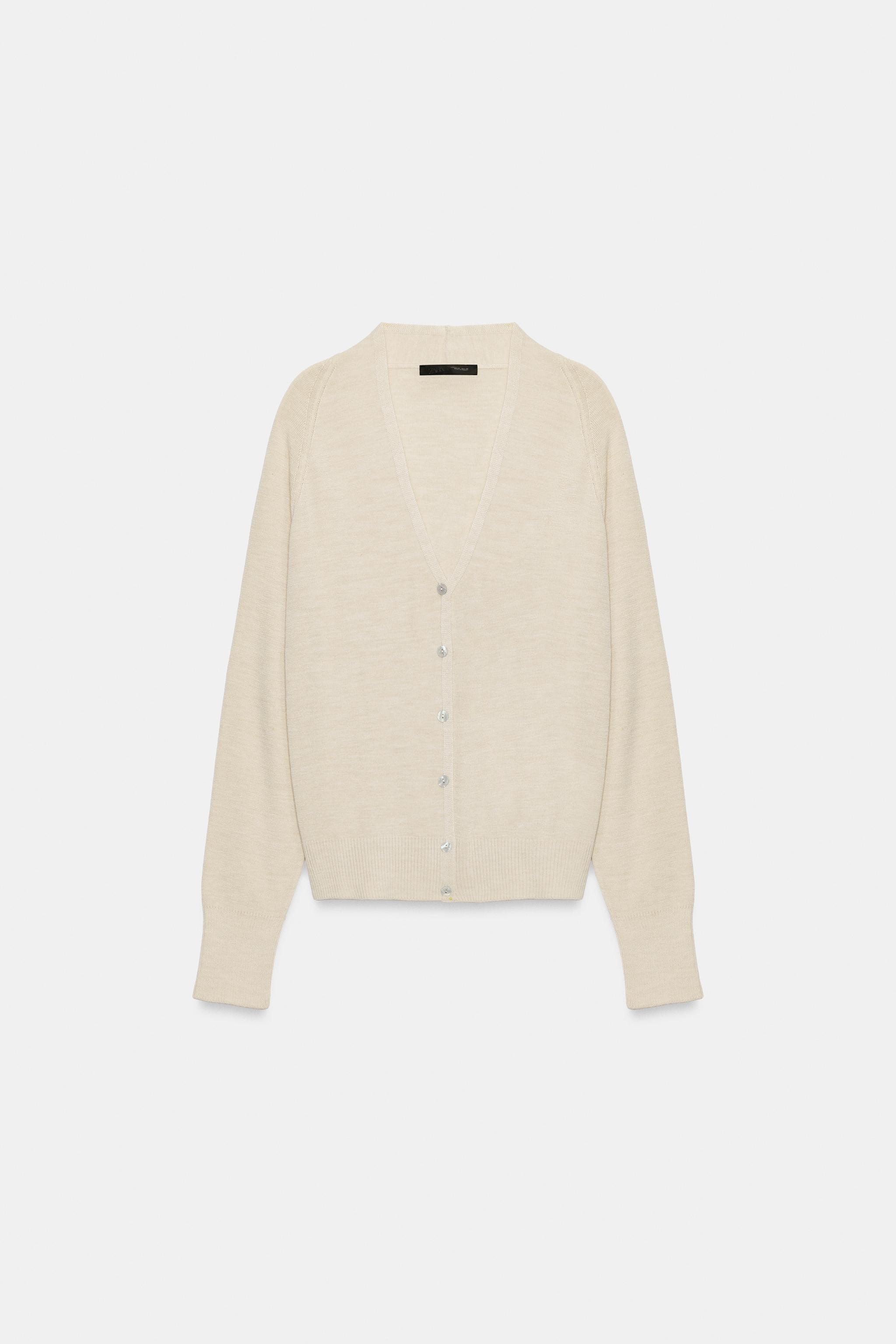 V-NECK CARDIGAN