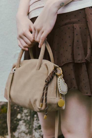 レザーボストンバッグエクリュZaraのレザーボストンバッグ - エクリュ