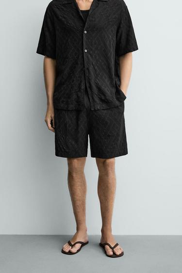 BERMUDA JACQUARD GEOMÉTRICO - Negro de Zara
