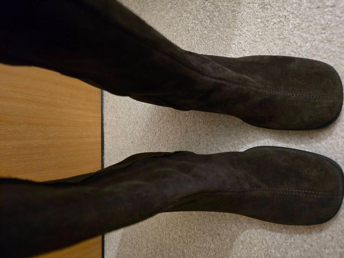 SPLIT SUEDE BOOTS WITH TOPSTITCHING - Image 6