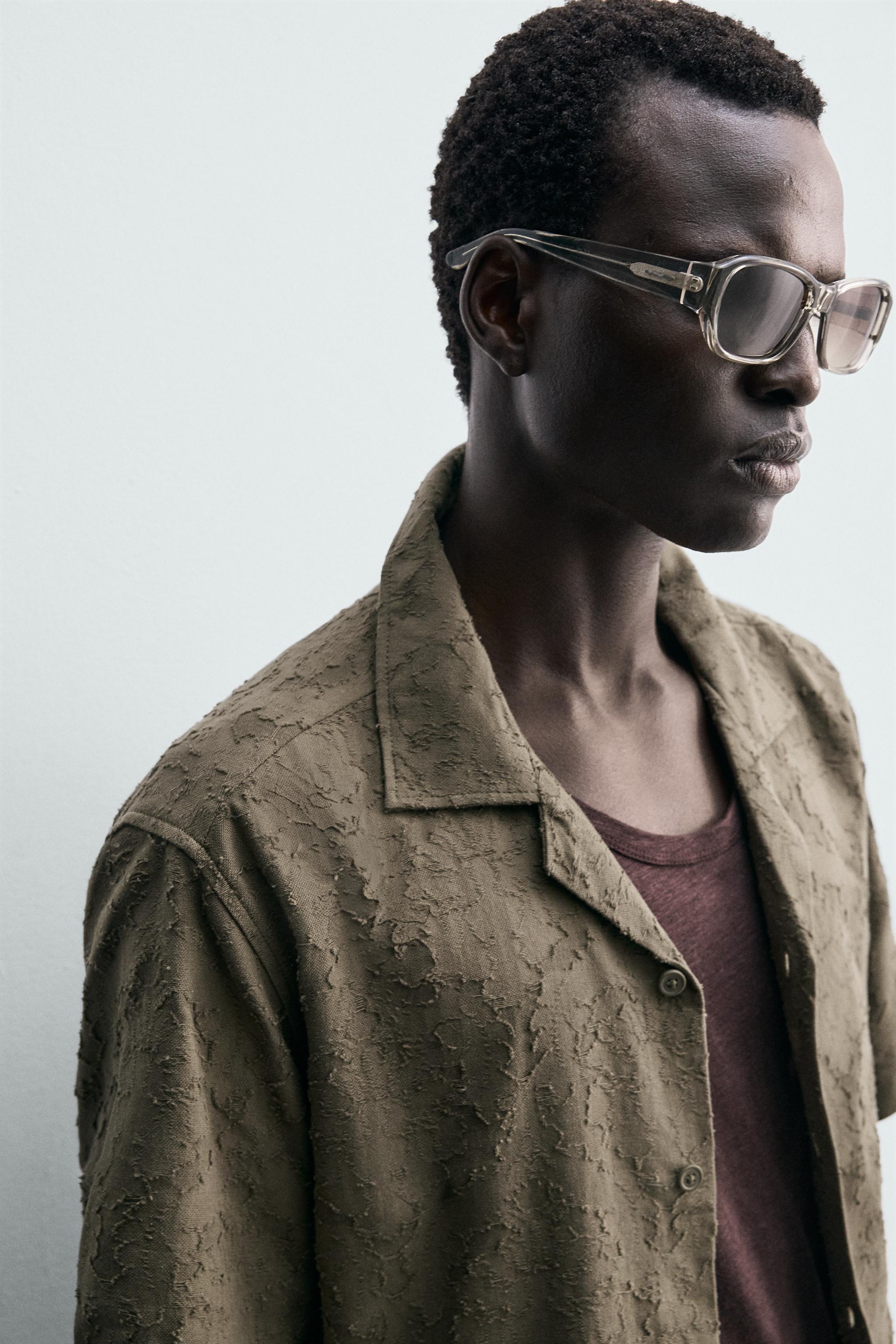 TEXTURED JACQUARD RELAXED FIT SHIRT