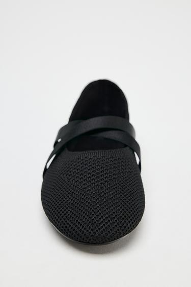 BALLERINES CROISÉES EN TISSU - Noir de Zara - Image 3