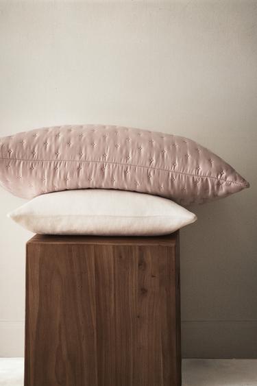 PLAIN QUILTED CUSHION COVER WITH KNOTS - Pink by Zara