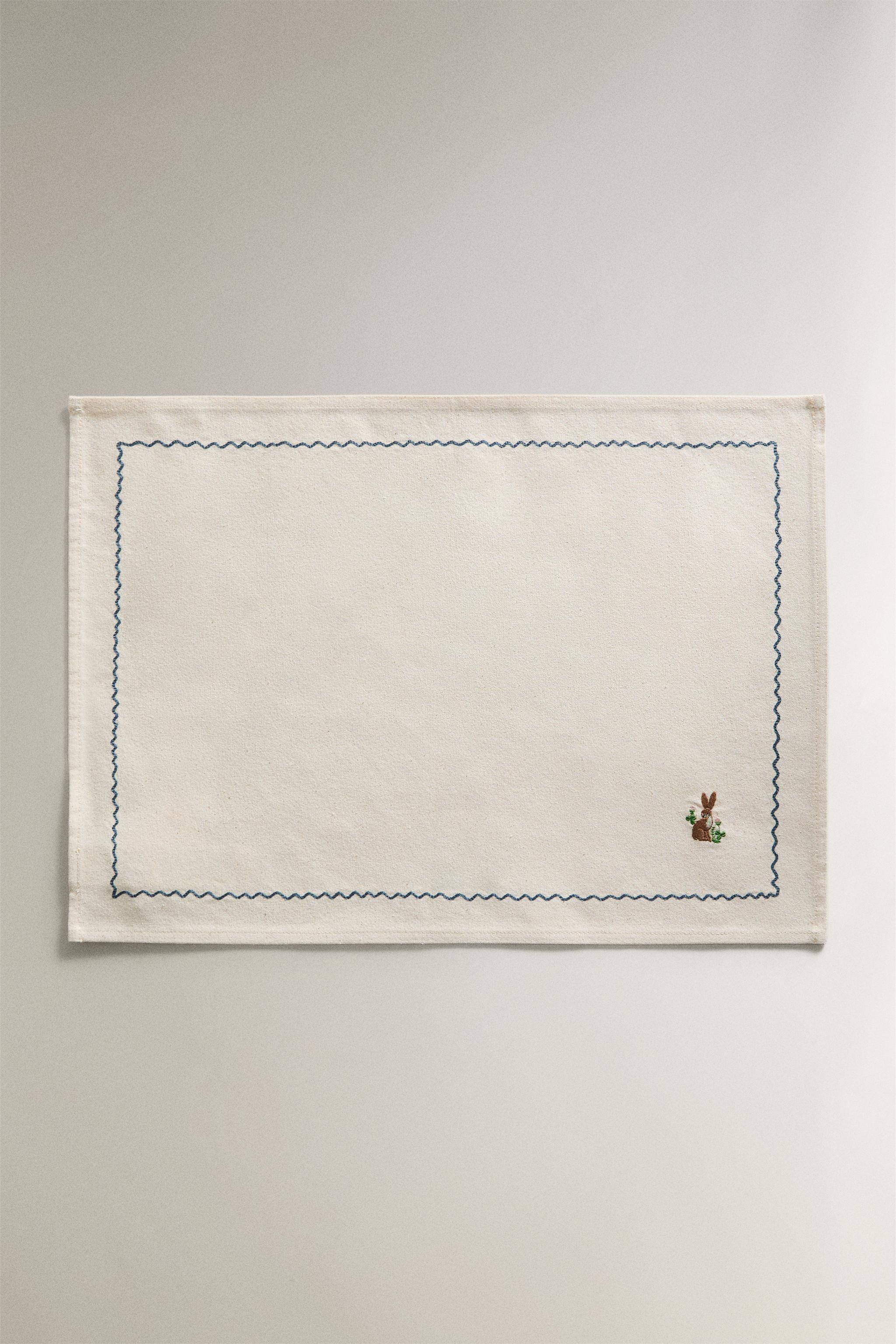 SET DE TABLE COTON BRODÉ LAPIN