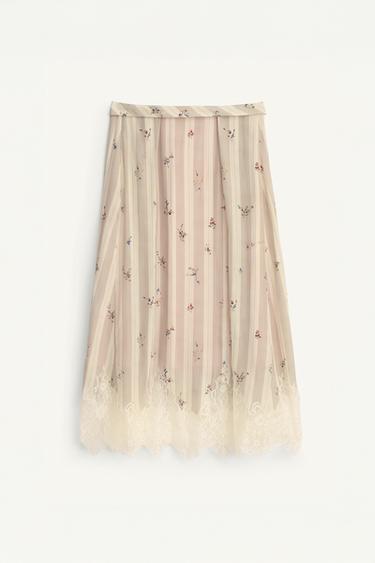 LIMITED EDITION FLORAL LACE SKIRT - Printed by Zara