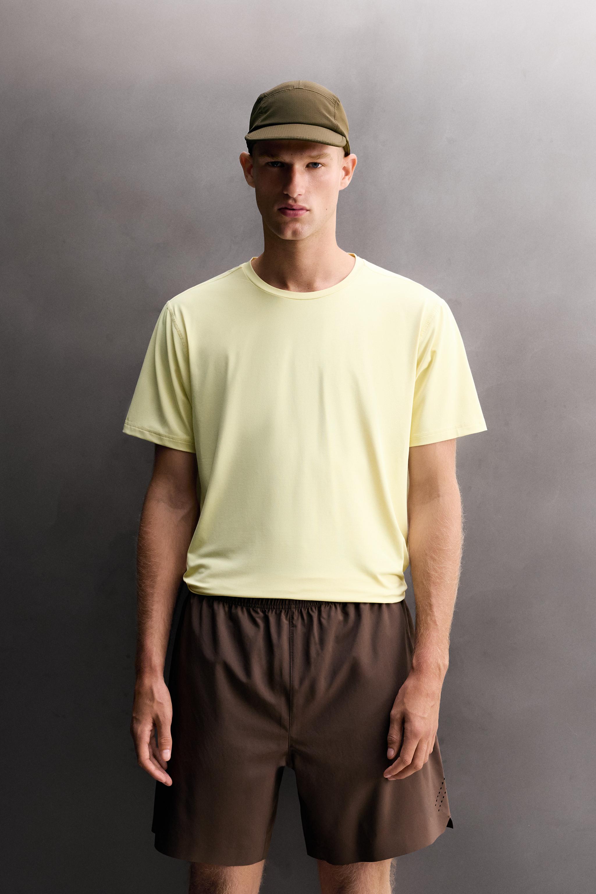 BASIC TECHNICAL T-SHIRT — Light yellow