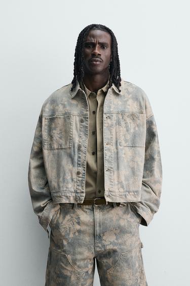 CROPPED FIT FLORAL PRINT DENIM JACKET - Printed by Zara