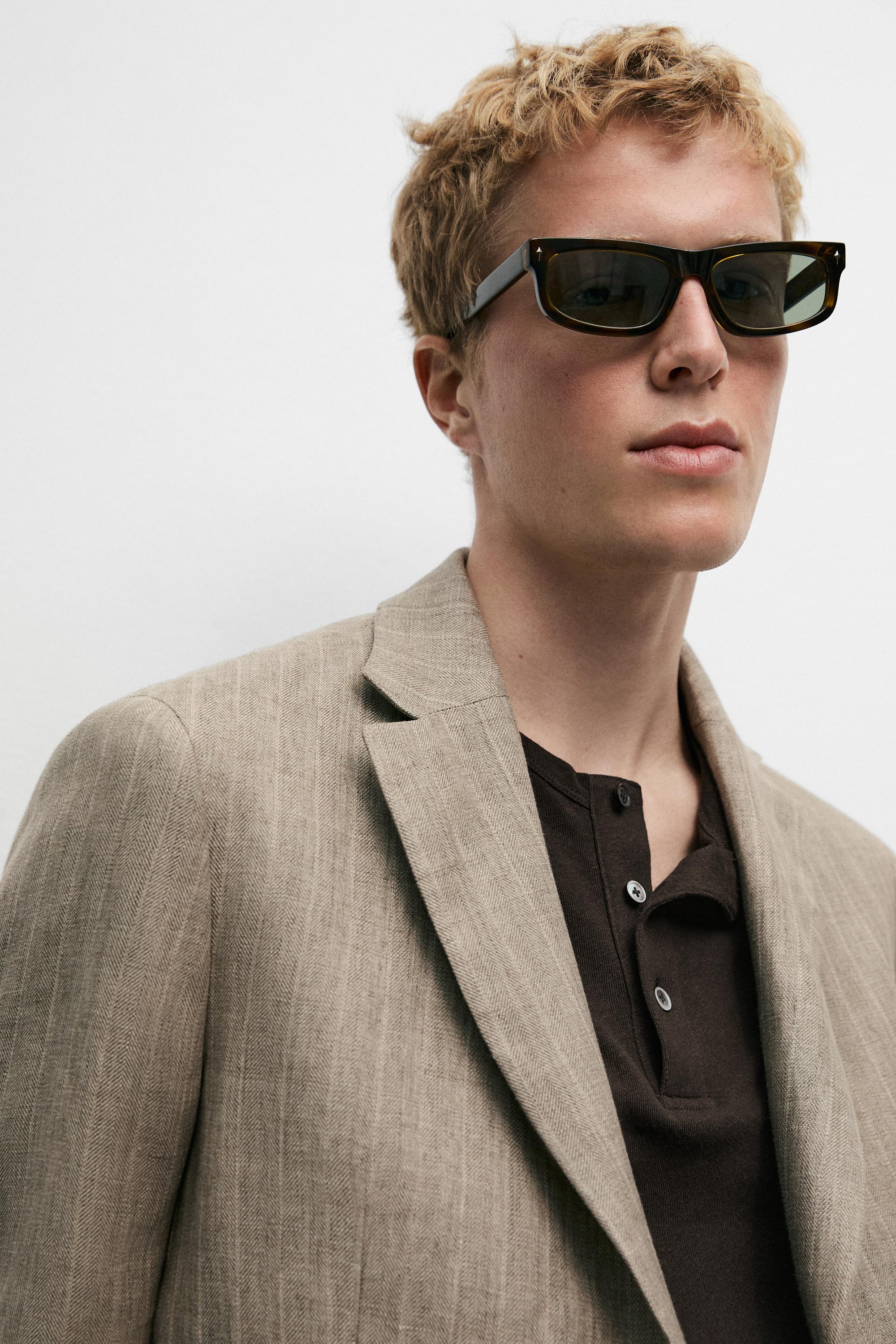 Blazer rayé à chevrons en lin
