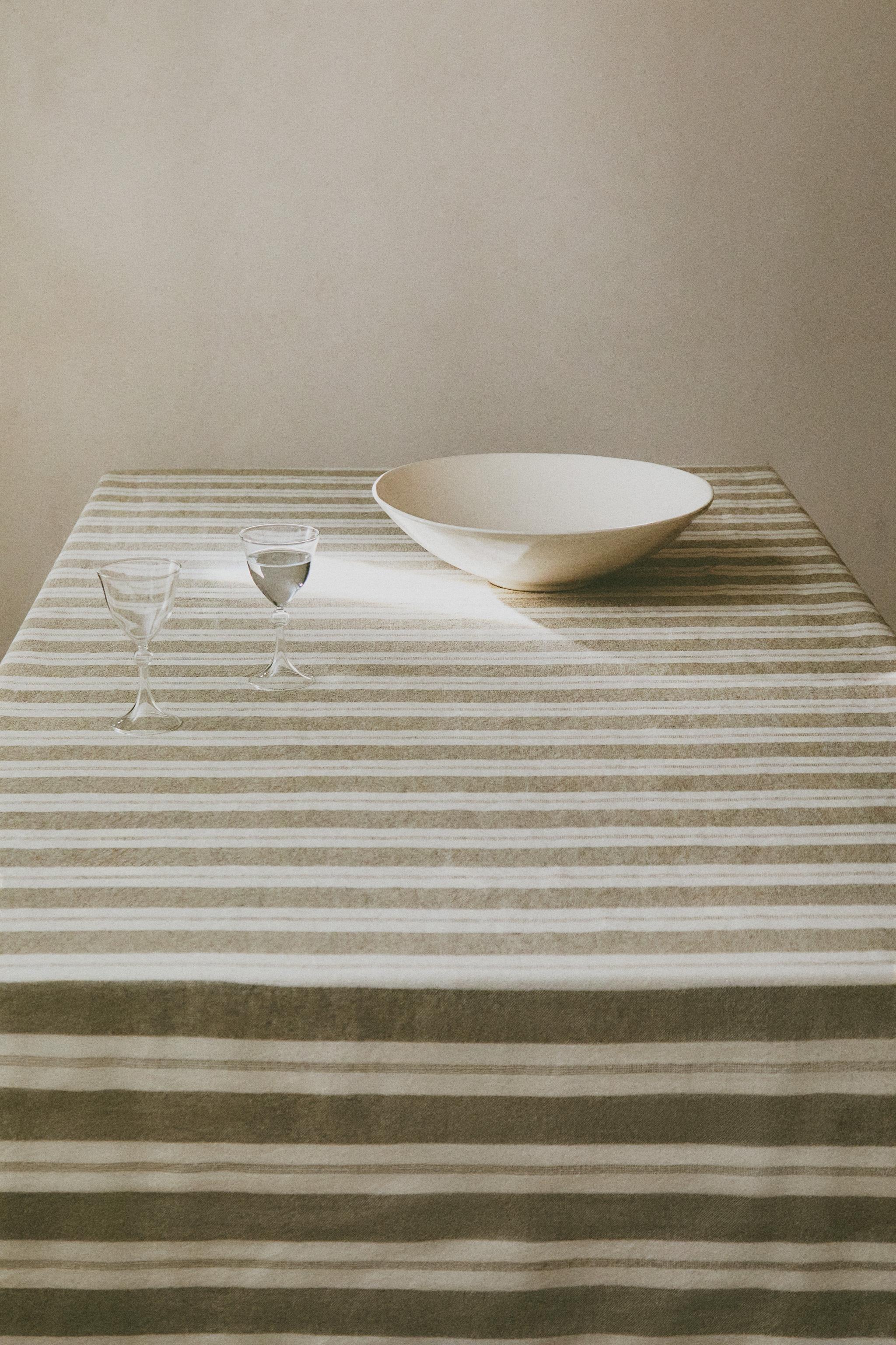 HEAVY STRIPED LINEN TABLECLOTH