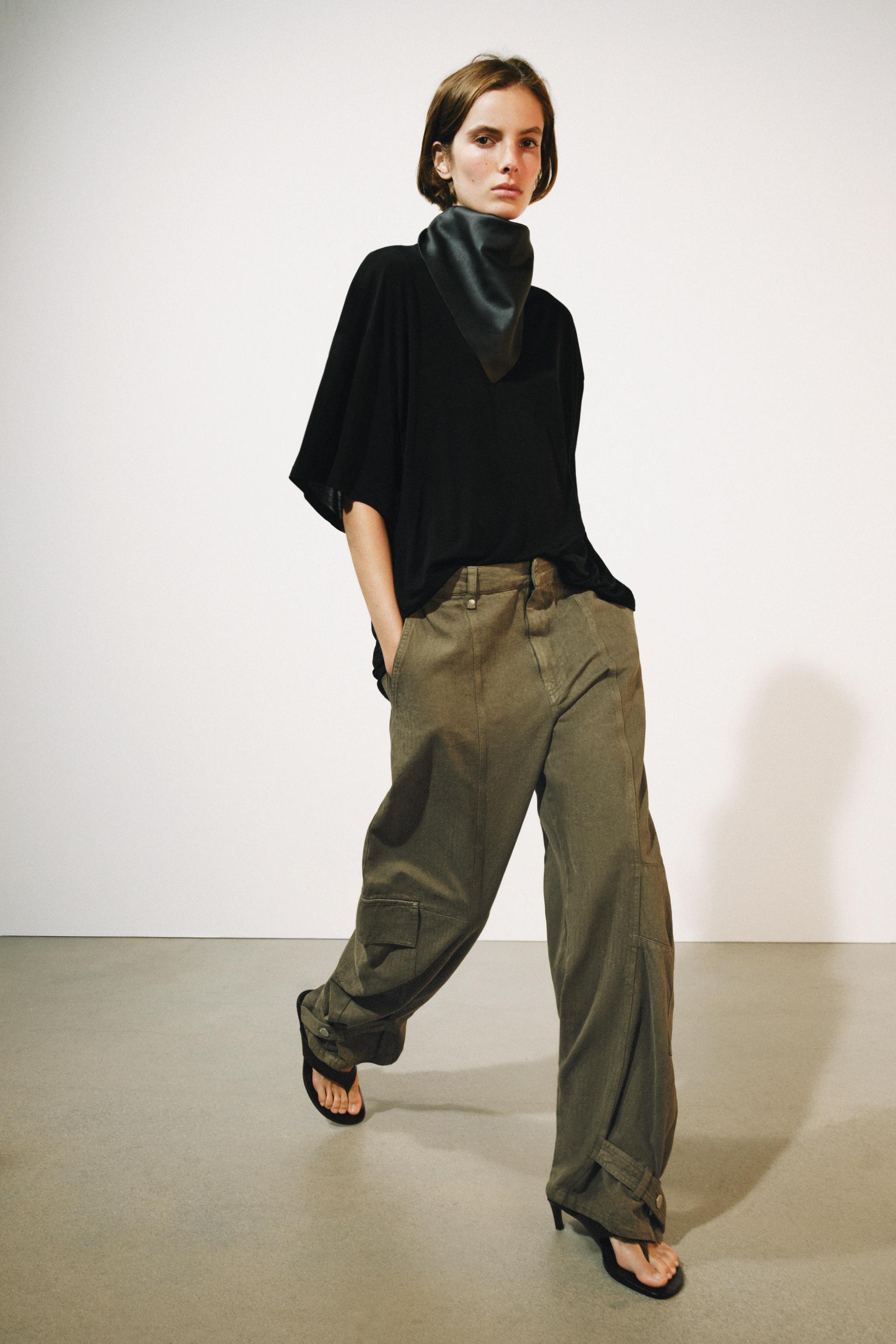 JEANS ZW COLLECTION BARREL CARGO TIRO MEDIO - Khaki | ZARA Chile