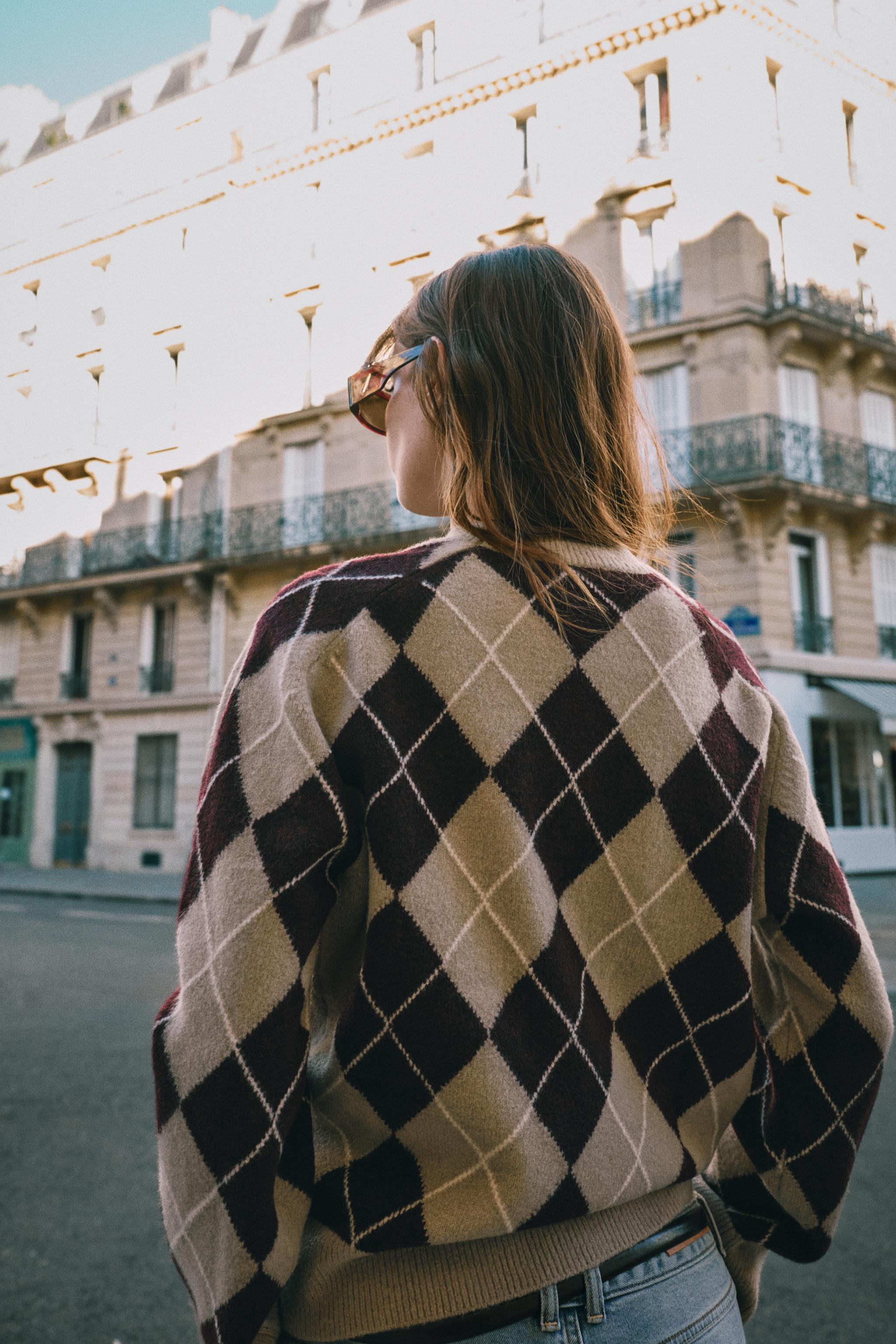 SOFT ARGYLE KNIT SWEATER
