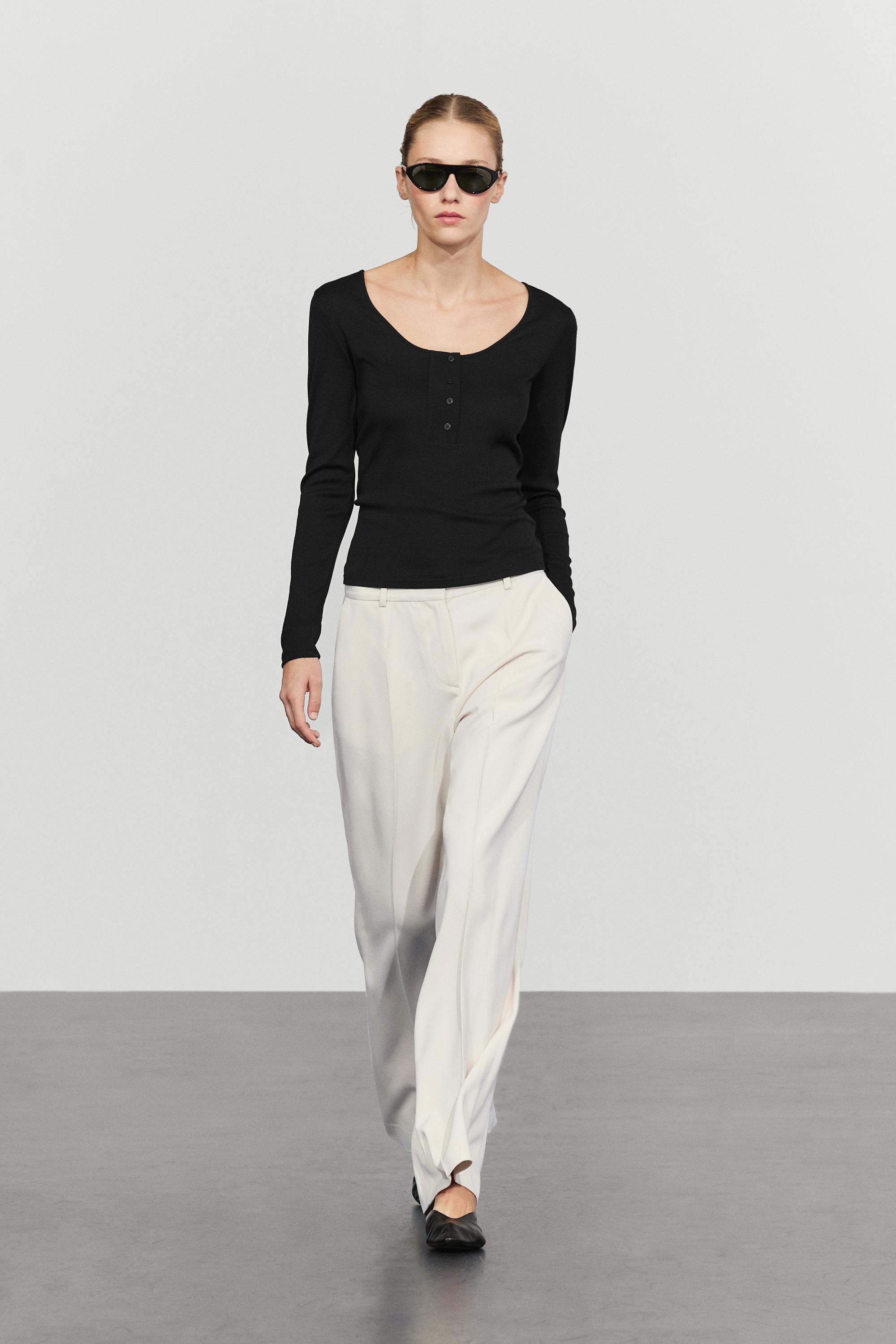 100% cotton button-placket T-shirt — Black