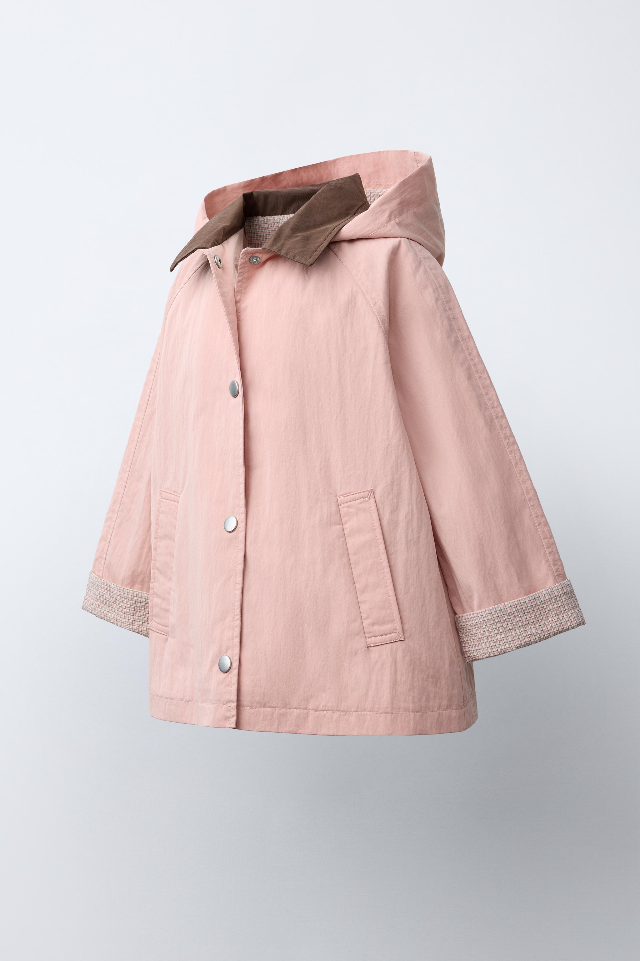 LIGHTWEIGHT HOODED PARKA