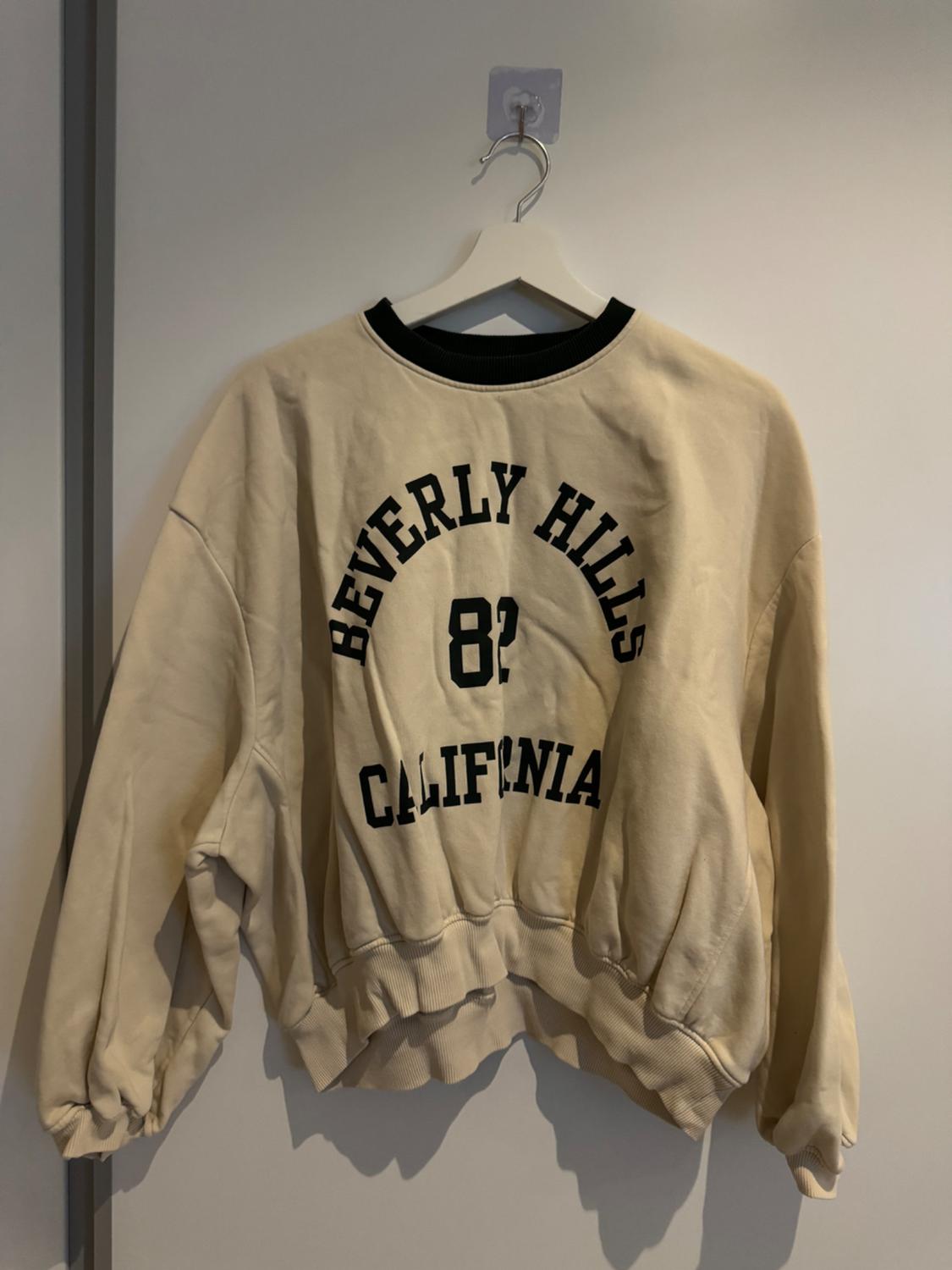 SLOGAN SWEATSHIRT WITH RIBBED NECK
