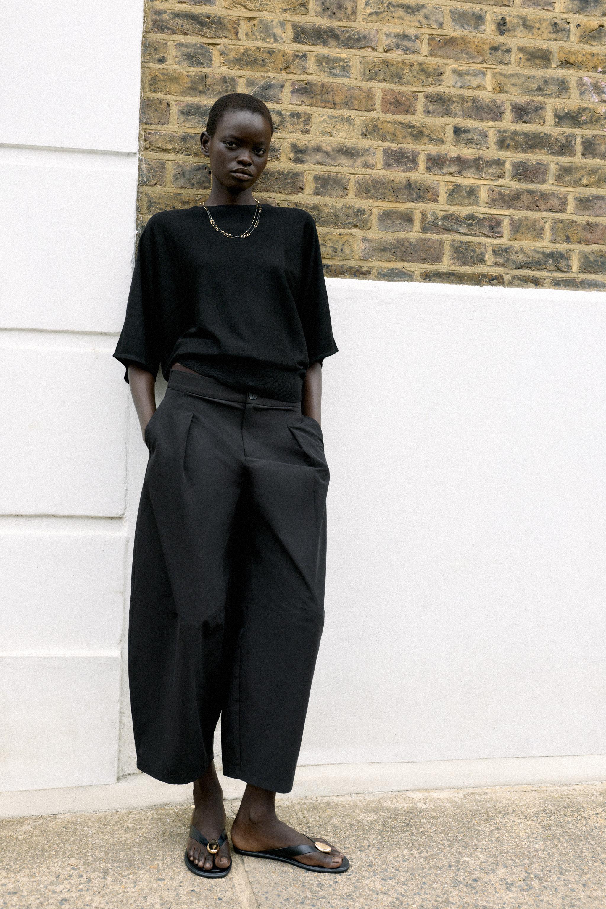 THREE-QUARTER SLEEVE KNIT JUMPER — Black