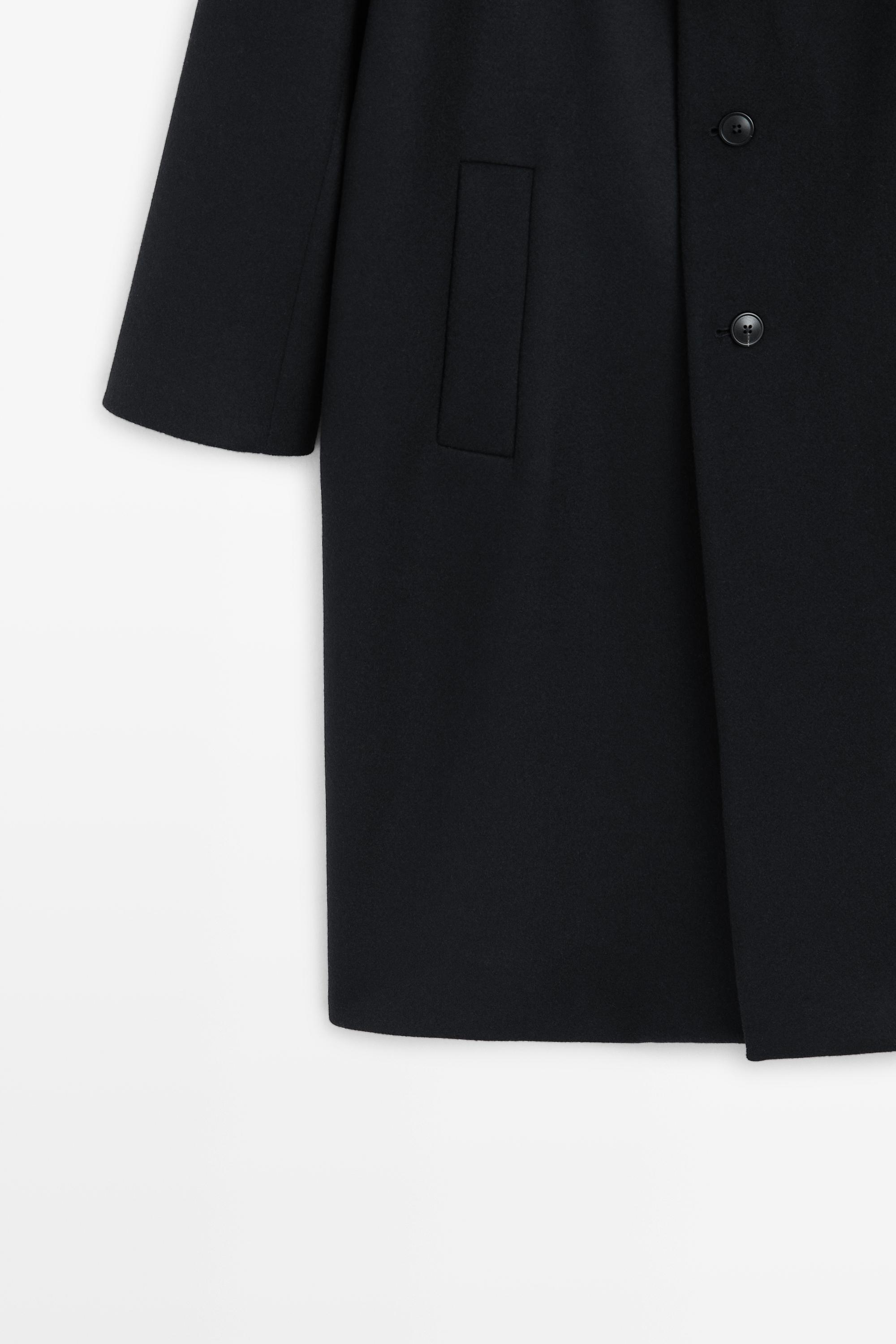 100% wool coat with lapel collar