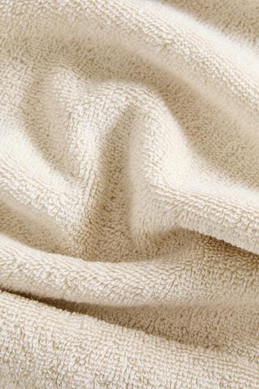 SERVIETTE DE BAIN COTON GYM - Écru de Zara - Image 4
