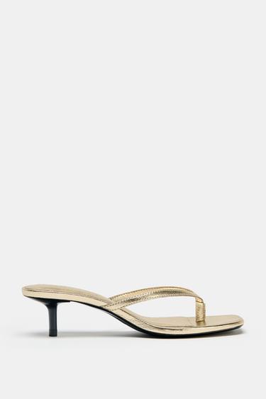 SANDALES KITTEN HEEL À EFFET MÉTALLISÉ - Or de Zara - Image 1