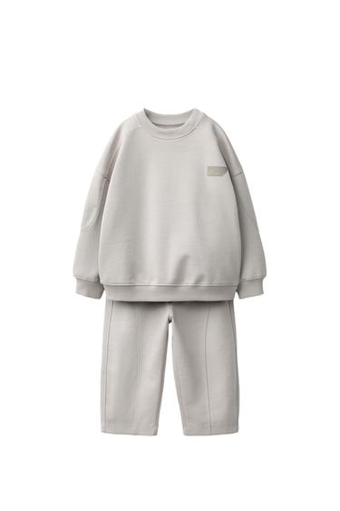 CONJUNTO JOGGING SUDADERA Y PANTALÓN BARREL INTERLOCK - Hielo de Zara