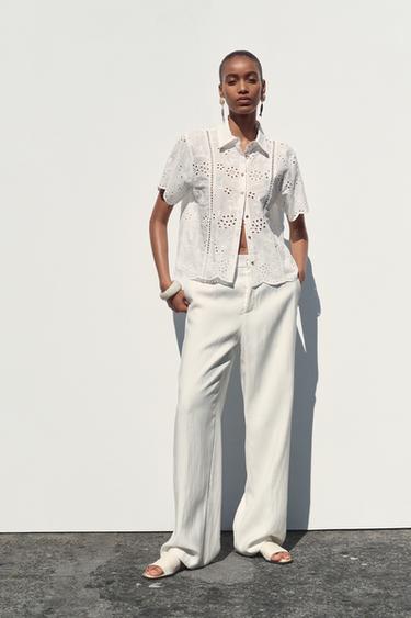 CAMISA BORDADOS PERFORADOS MANGA CORTA - Blanco de Zara