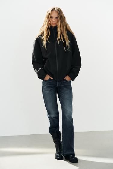 CHAQUETA CORTAVIENTOS CREMALLERA - Negro de Zara