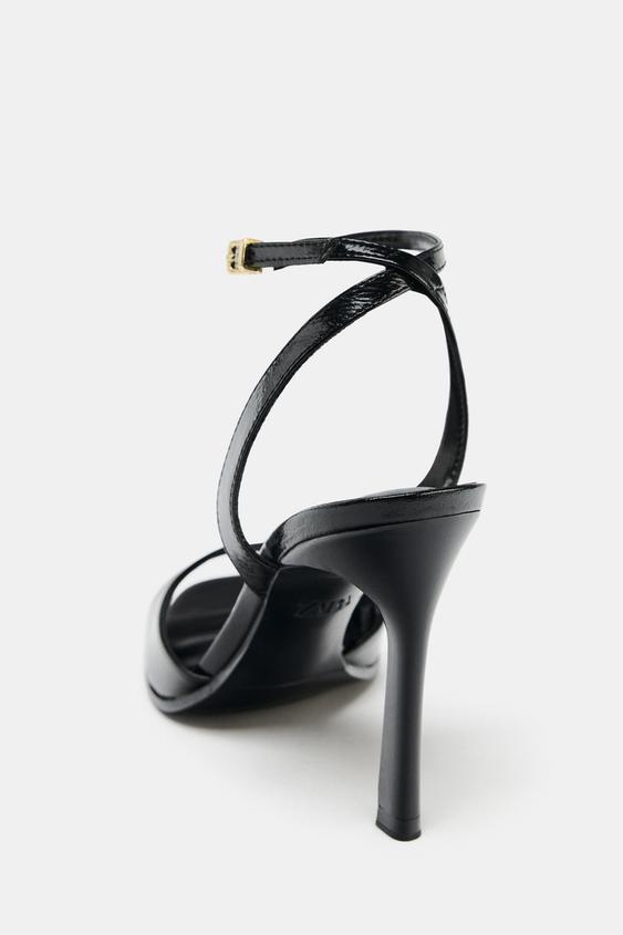 SANDALES VERNIES À TALONS - Noir de Zara - Image 5