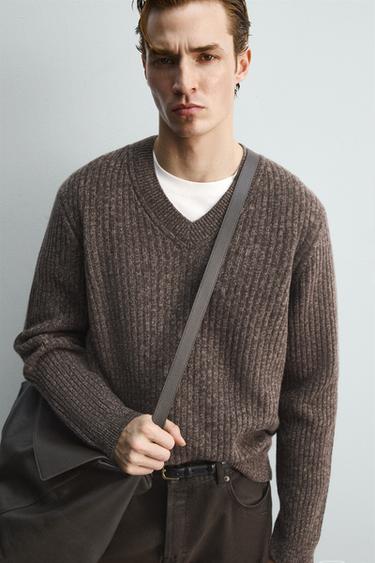 LIMITED EDITION RIBBED V-NECK JUMPER - Brown by Zara - Image 4