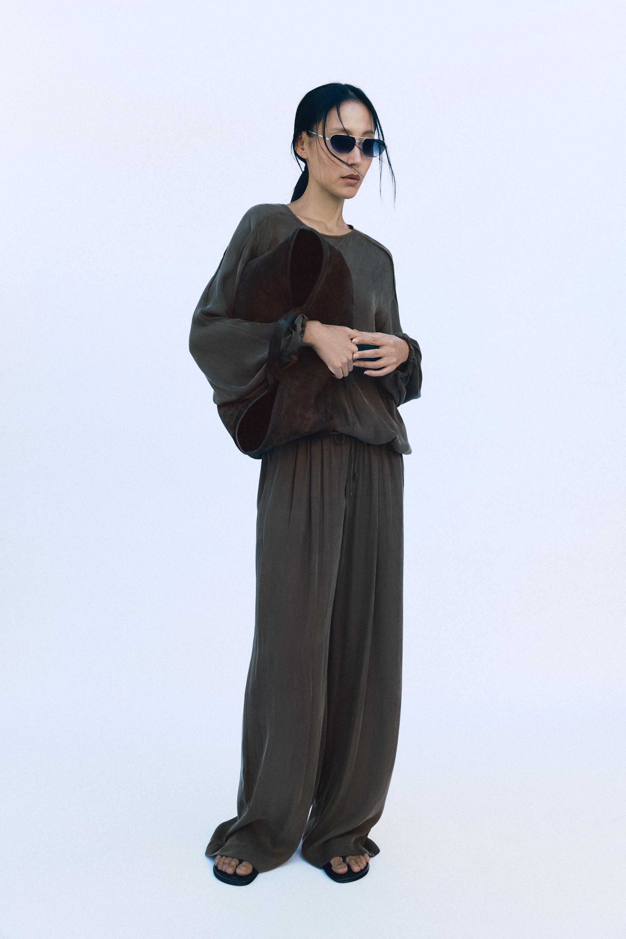 ZW COLLECTION フルイドパンツ - グレー | ZARA Japan / 日本