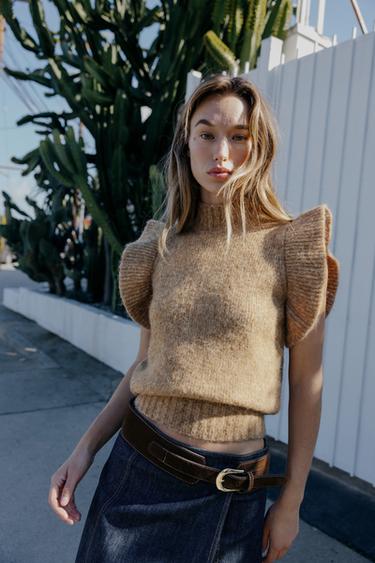 ウールフリルベストライトキャメルZaraのウールフリルベスト - ライトキャメル