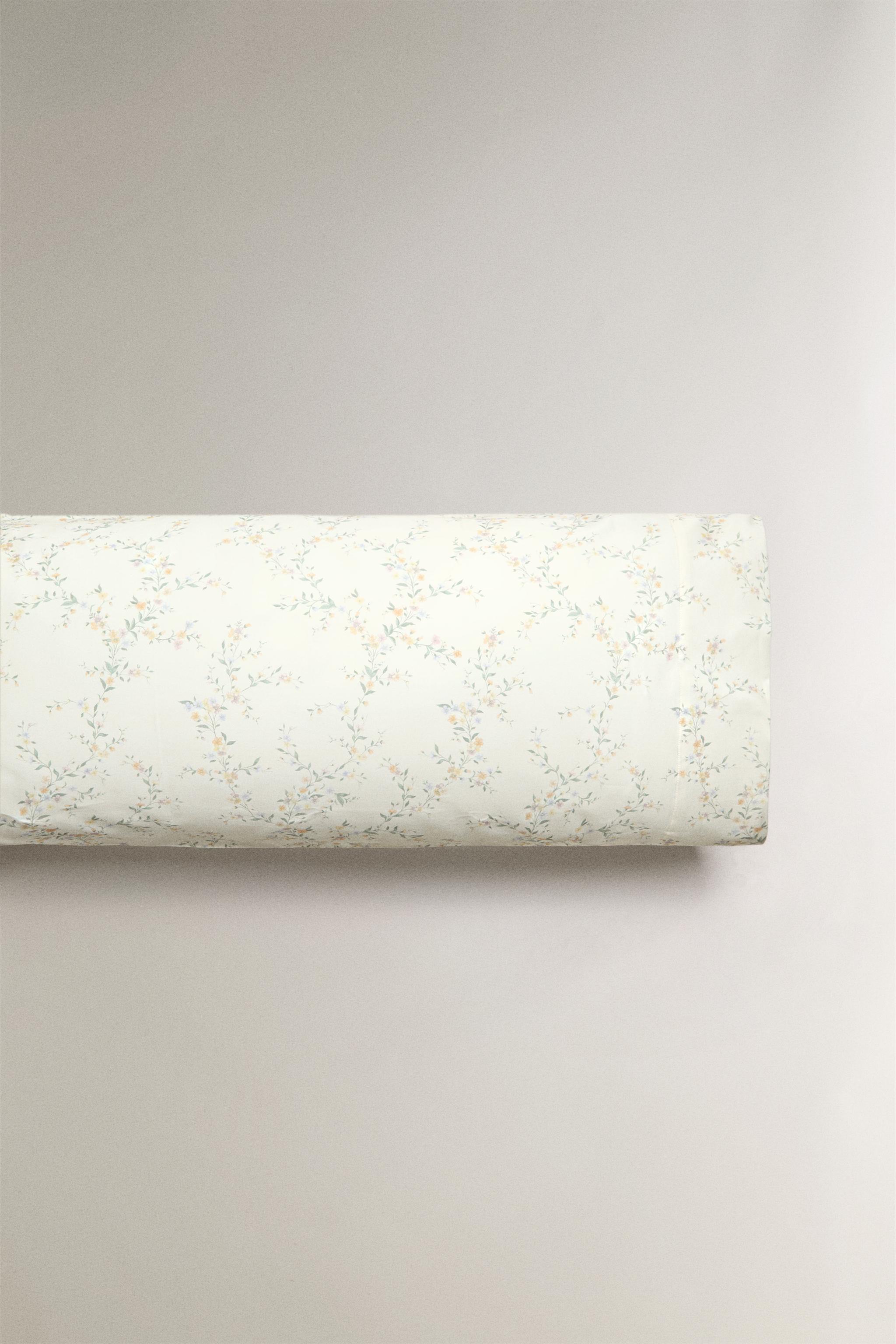 TAIE D’OREILLER SATIN FLORAL