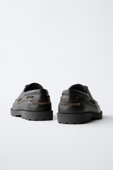 CHAUSSURES BATEAU COMBINÉES EN CUIR - Marron de Zara - Image 5