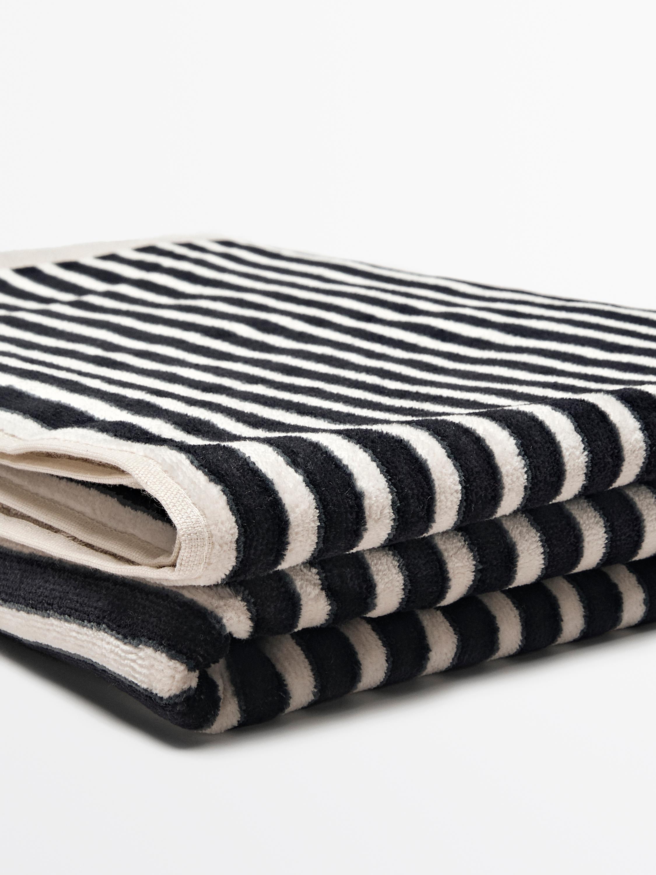 Serviette rayée en coton