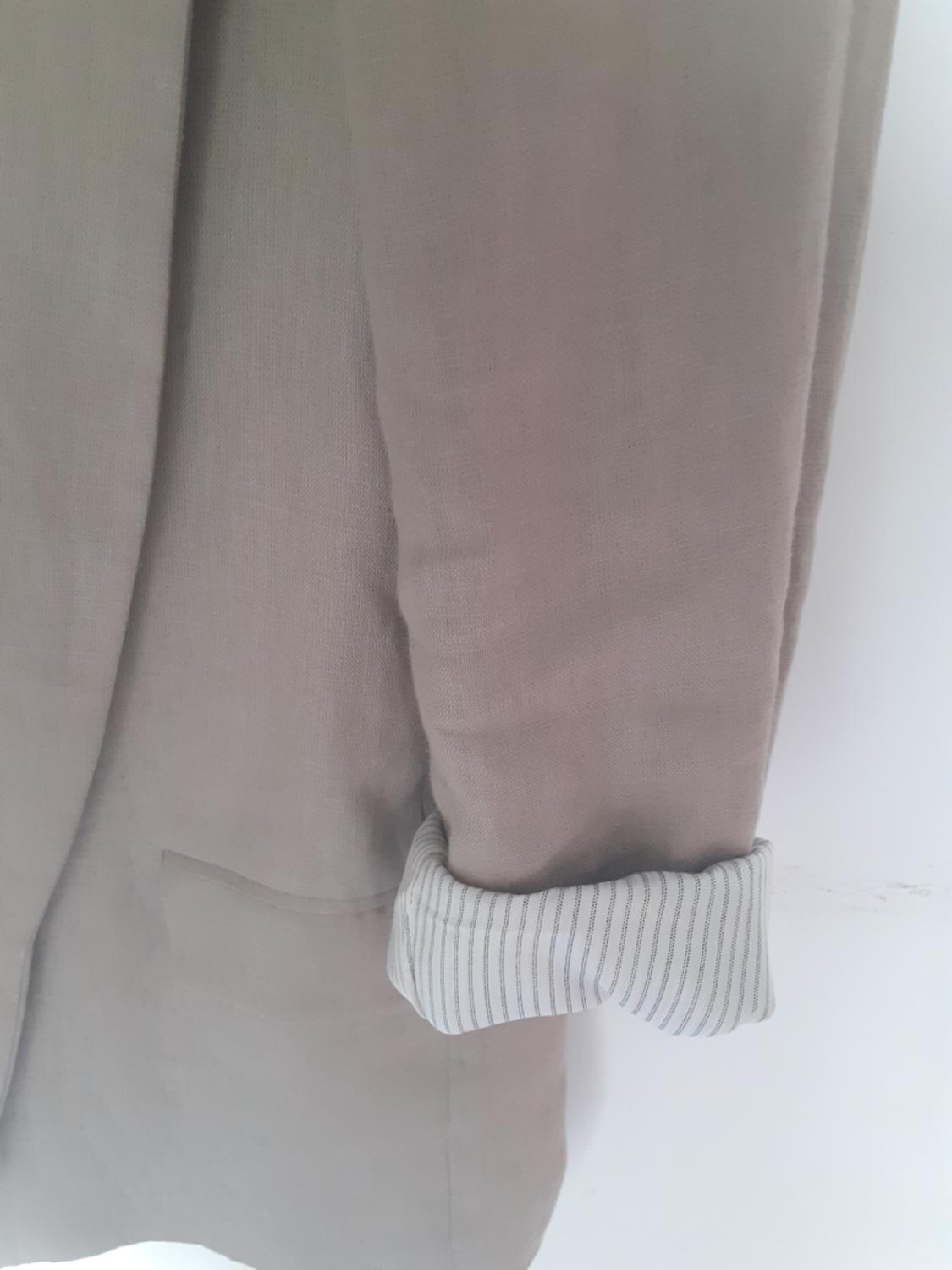 LINEN BLAZER WITH PRINTED CUFFS - Image 3