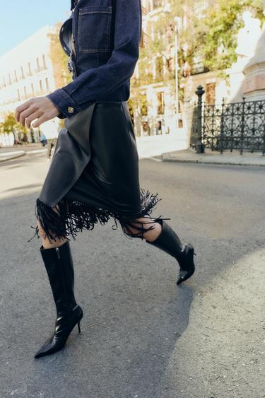 Zara FAUX LEATHER FRINGED MIDI SKIRT - Black