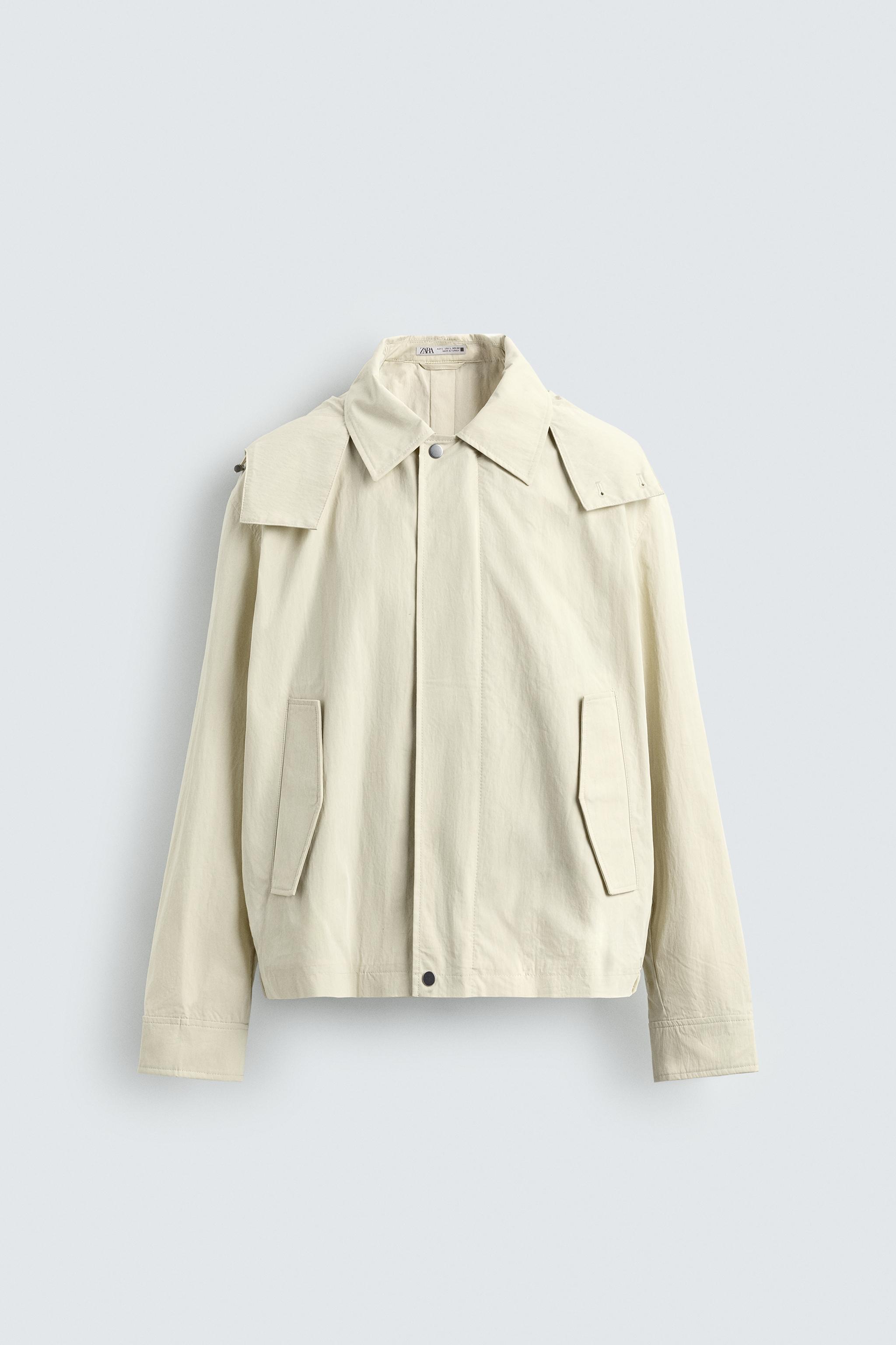 PARKA TECHNIQUE COURTE À CAPUCHE