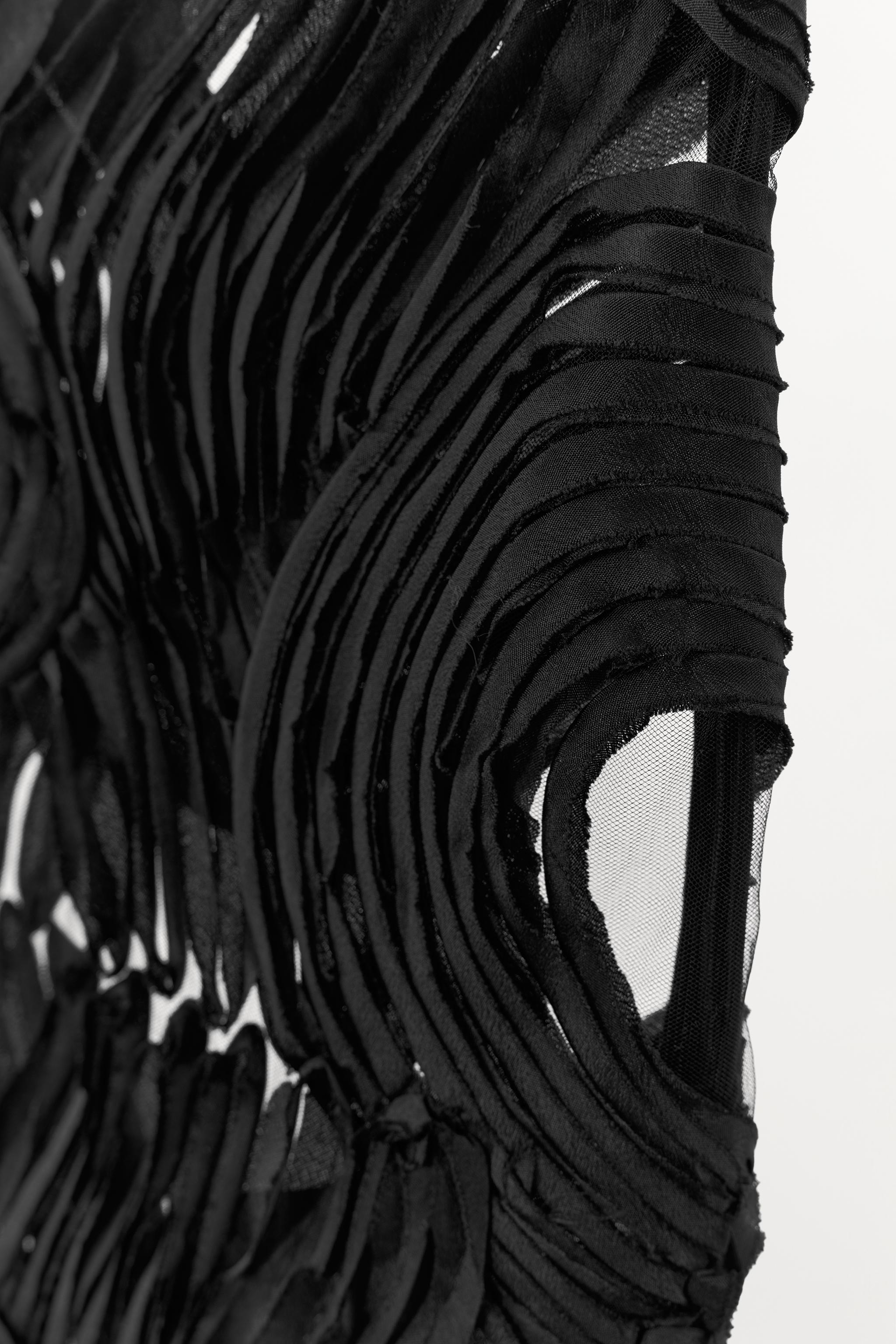 STRUCTURED MIDI SKIRT LIMITED EDITION