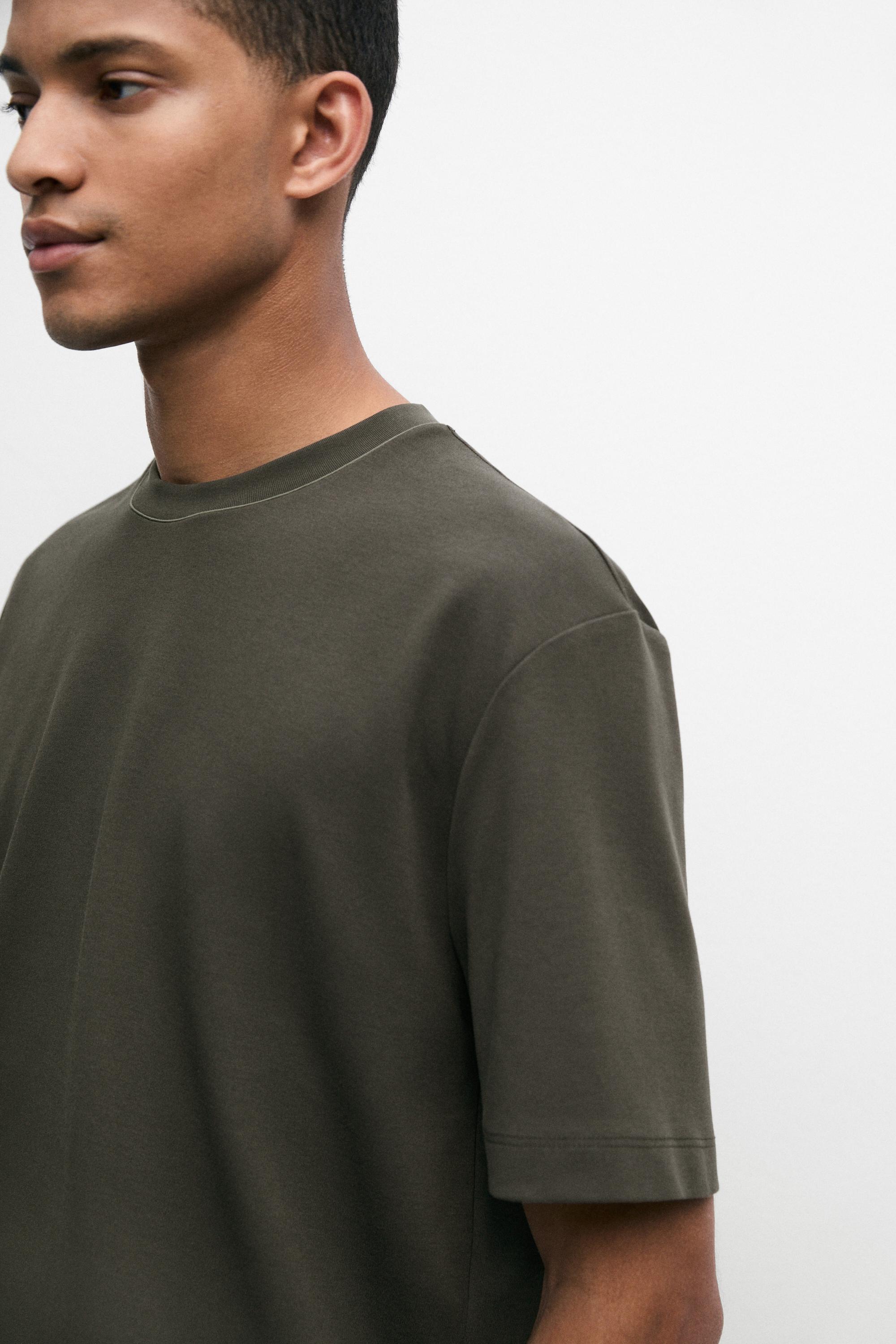 Contrast neck short sleeve T-shirt