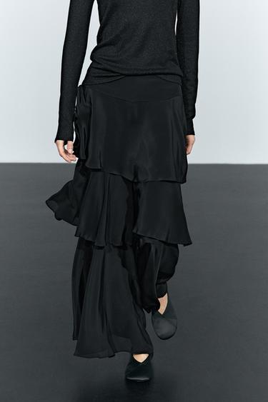 Flowing skort with ruffle detail — Black 2