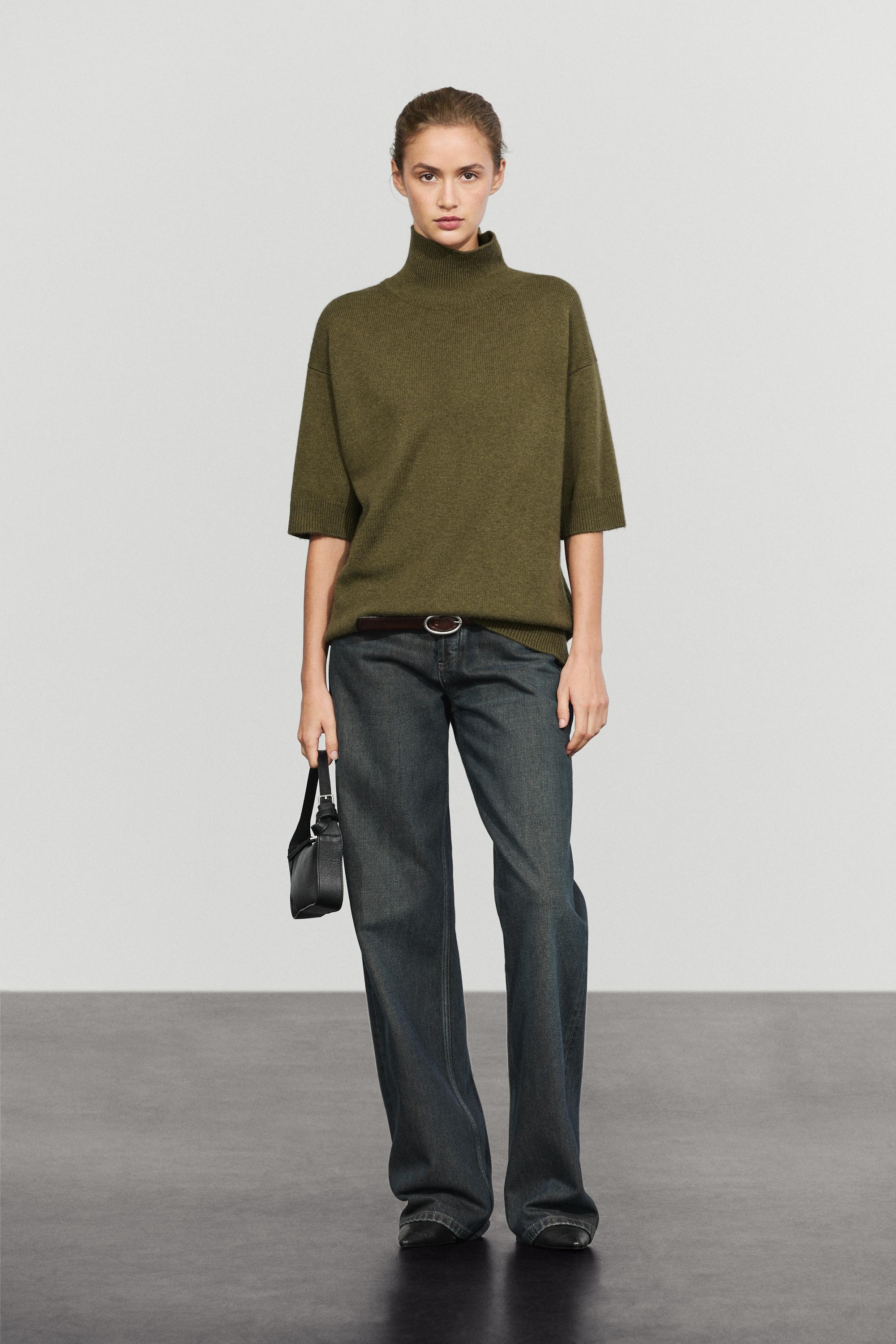 Wool knit sweater with mock turtleneck