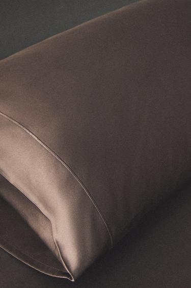 SATEEN PILLOWCASE WITH TRIM (300 THREAD COUNT) - Brown by Zara - Image 5