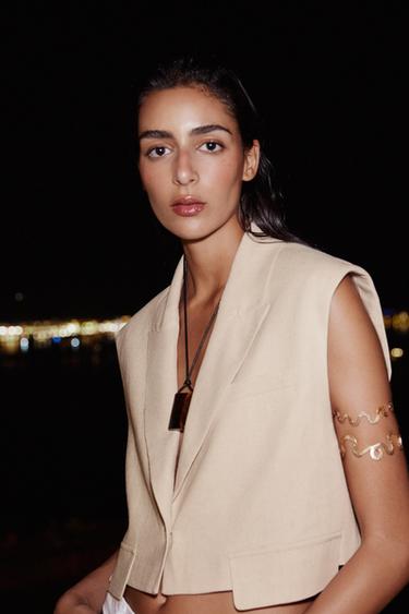 LINEN BLEND SHORT WAISTCOAT - Light beige by Zara - Image 2