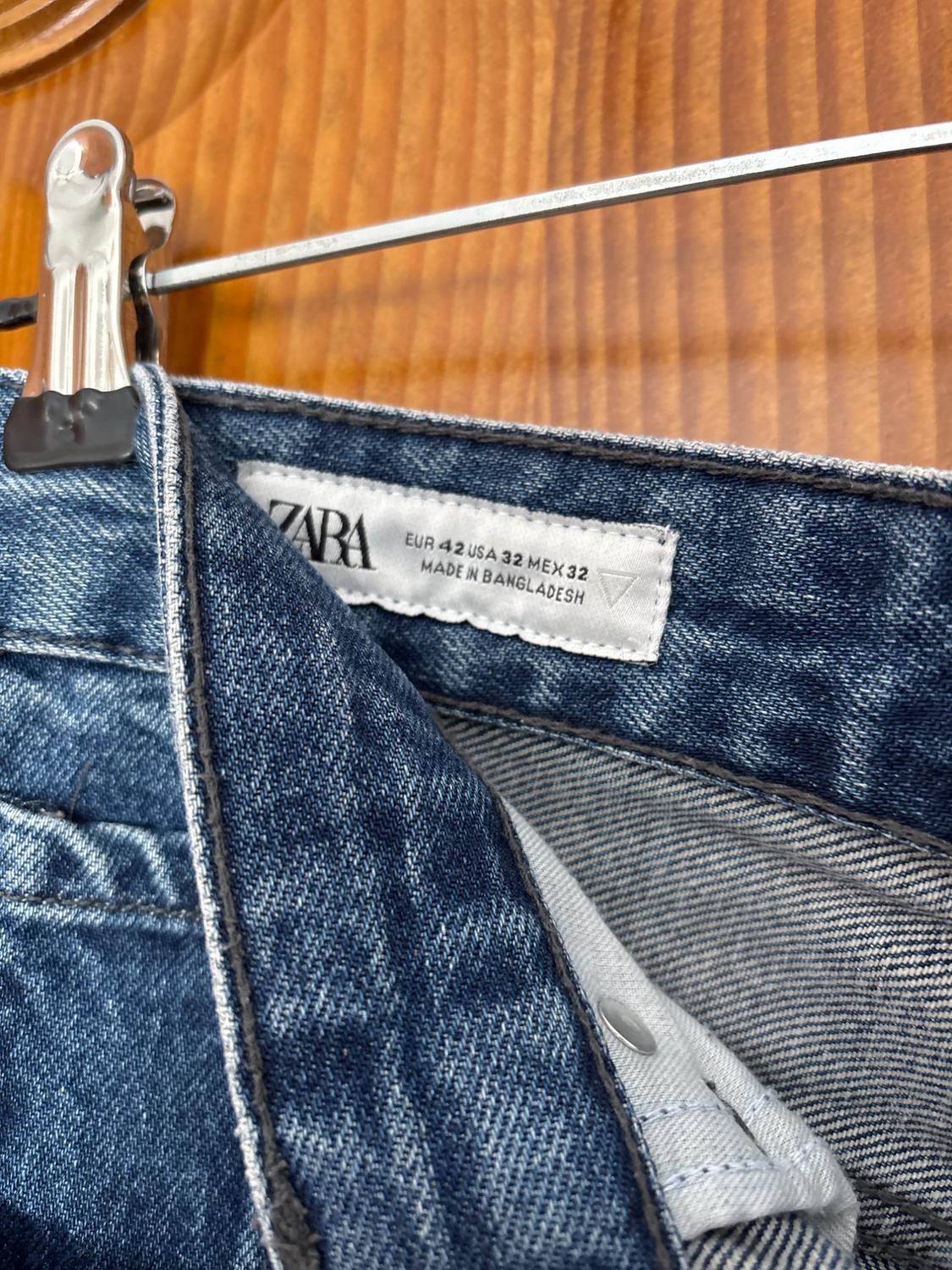 STRAIGHT FIT JEANS - Image 3