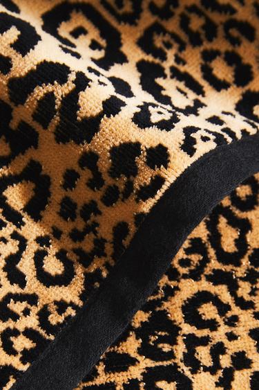 VELOUR LEOPARD TOWEL - Leopard