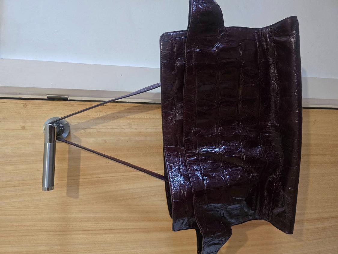 MAXI CITY BAG WITH EMBOSSED LEATHER EFFECT - Image 2