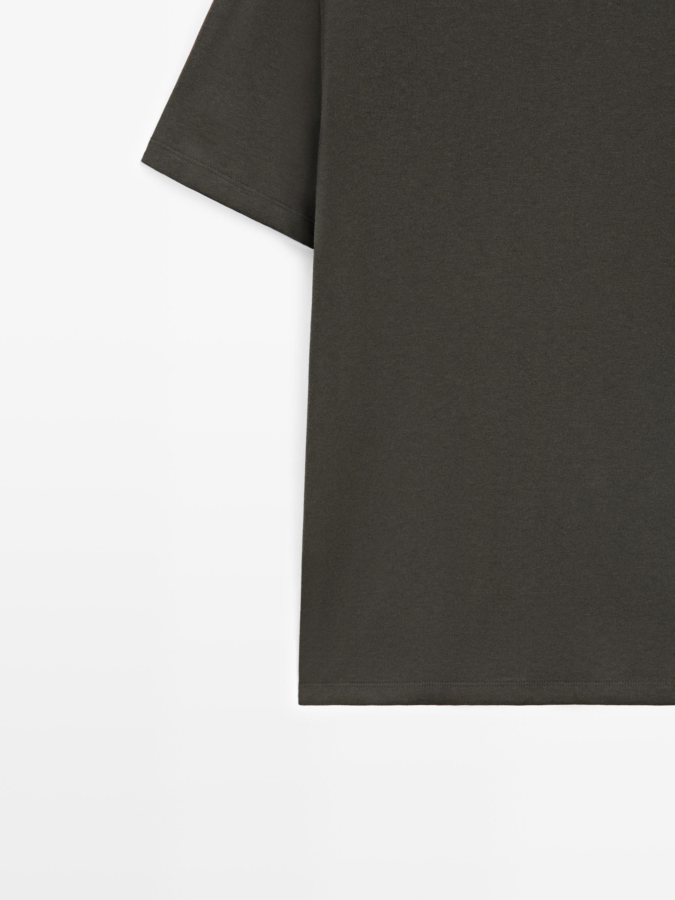 Short sleeve cotton blend T-shirt