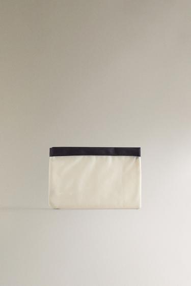 TROUSSE DE TOILETTE WATERPROOF - Blanc écru de Zara - Image 1